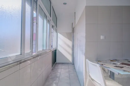 Apartamento T2 na Póvoa de Santo Adrião, Odivelas.