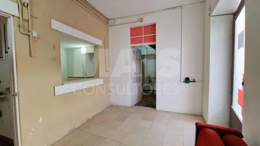 Prédio no Centro Histórico de Peniche com Elevado Potencial de Investimento e Rentabilidade