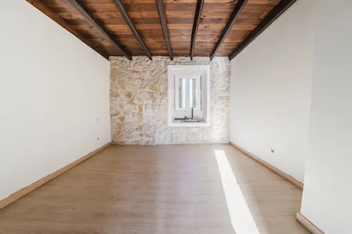 Moradia Térrea T2+1 c/ 2 casas de banho e logradouro