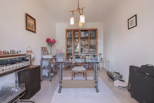 🏡✨ Moradia T4 em Alenquer com Piscina e Espaço de Convívio ao Ar Livre!