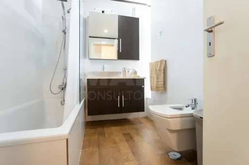 Apartamento T2 com garagem em Salvaterra de Magos