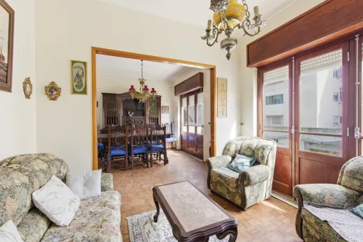 Apartamento T2 em Peniche