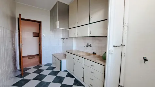 Prédio em Peniche | Investimento com rendimento e potencial de valorização