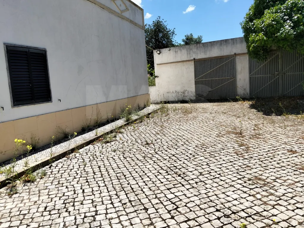 Casa Algarvia para remodelar