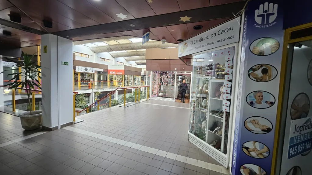 Loja Remodelada Shoping Cacém
