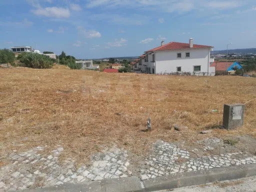 Terreno para Construção em Alenquer – Urbanização das Fontaínhas