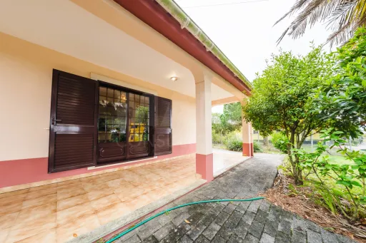Moradia T3 com terreno