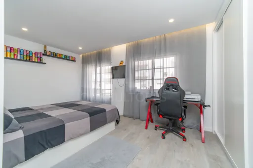 Renovated 4-Bedroom Apartment | 210 m² | Parking and Storage