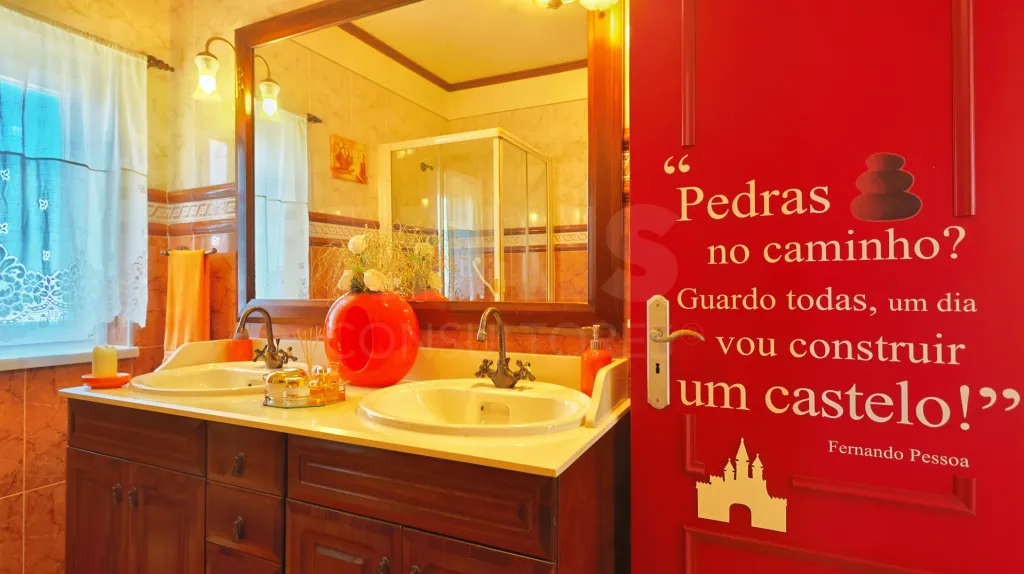 Moradia T4 c/ Jardim, Sala de Cinema e Snooker — a 30 Min de Lisboa | Milharado
