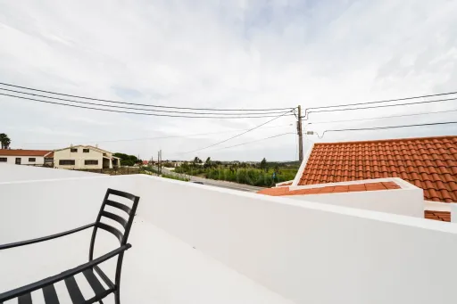 Moradia T1+1 | espaço exterior | terraço | garagem