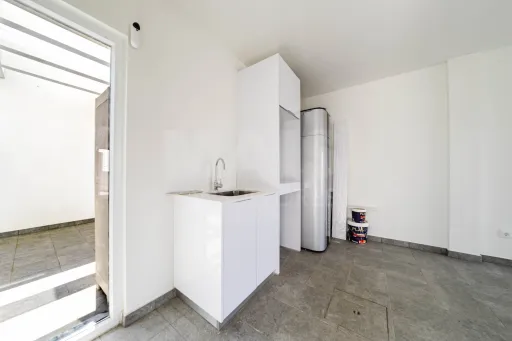 Moradia T3+2 Moderna com Vista Mar e Terraço Panorâmico