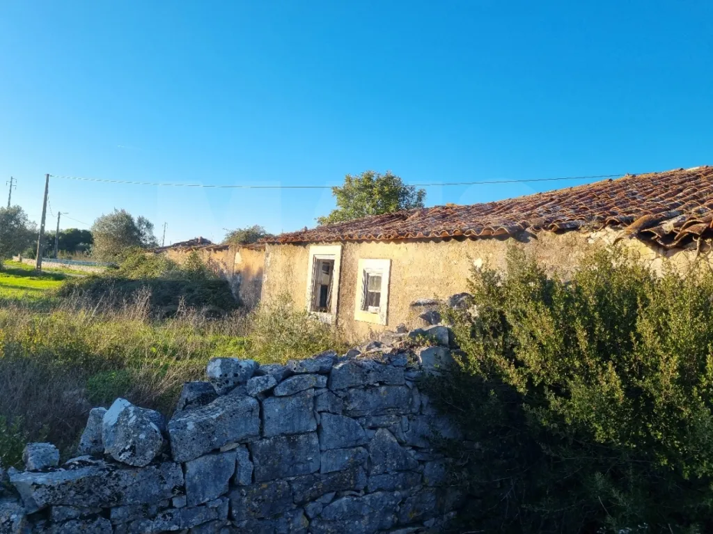 Terreno com Ruina em Barreirinhas, ALCANEDE