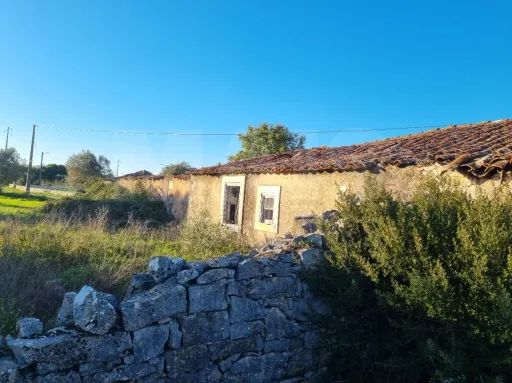 Terreno com Ruina em Barreirinhas, ALCANEDE