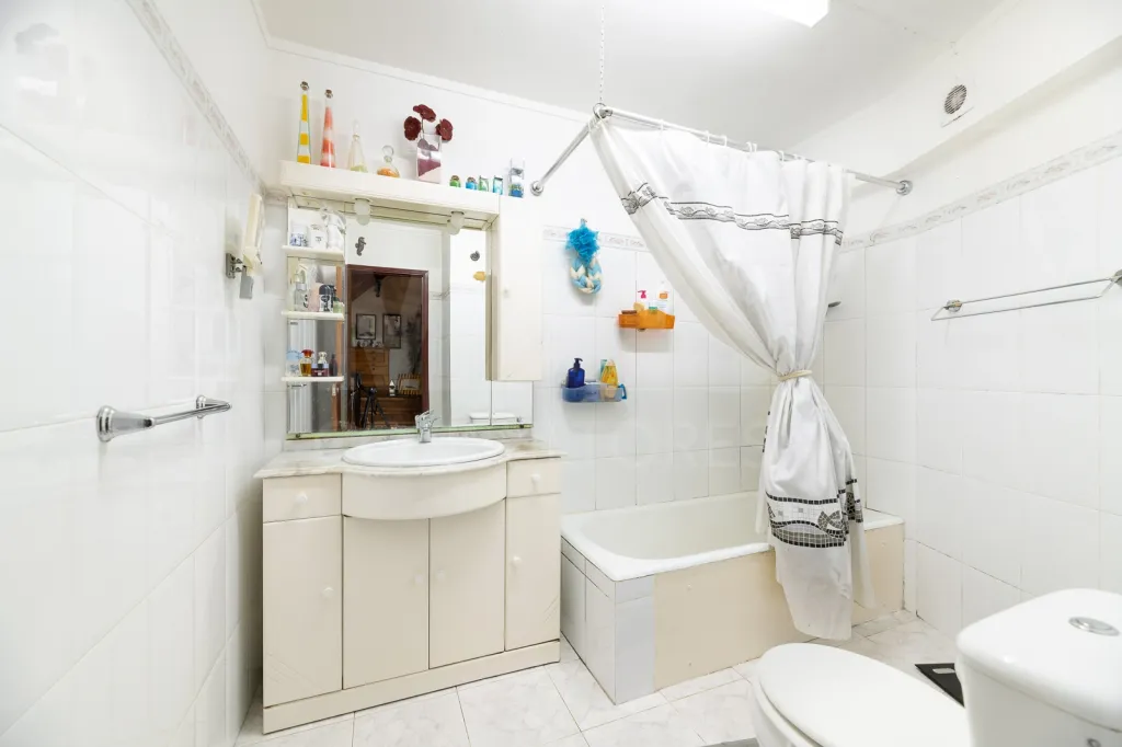 4 bedroom duplex apartment in Monte Abraão - Queluz