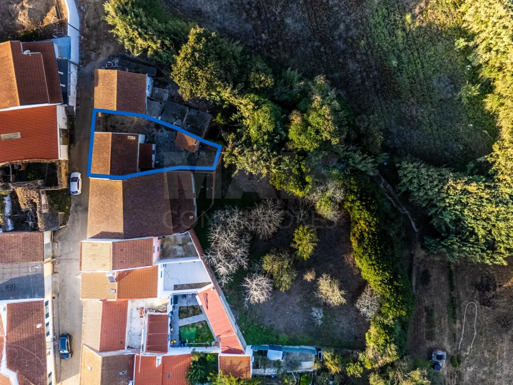 Moradia T2+1 com Logradouro