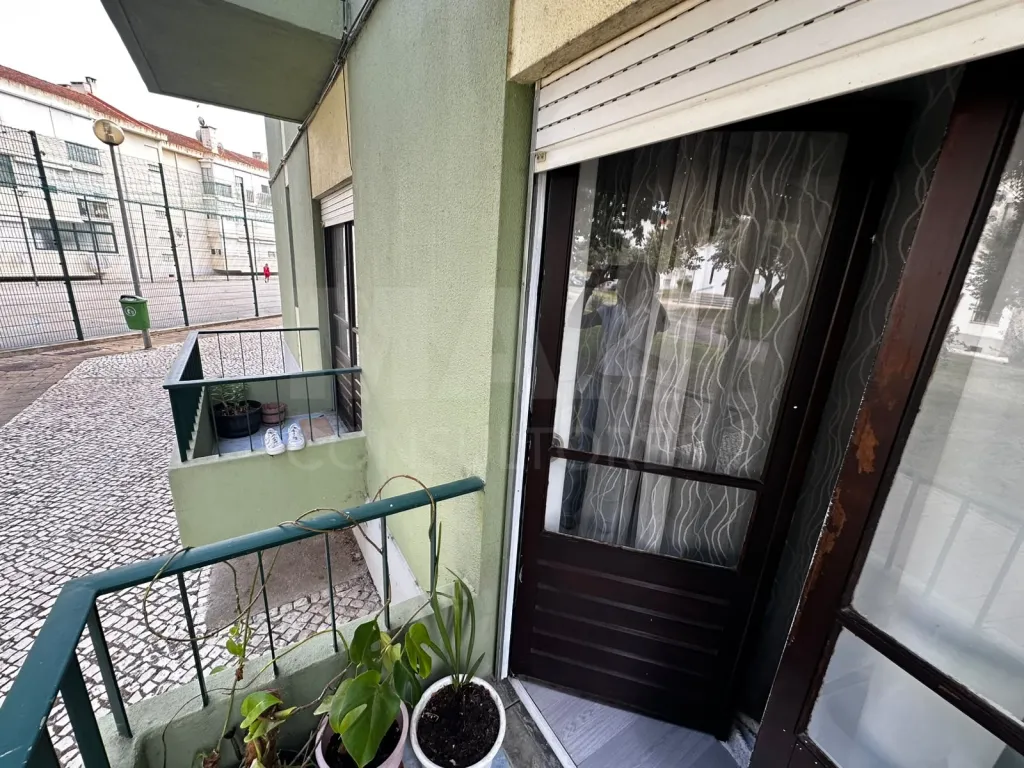 4-Bedroom Apartment in Vala do Carregado - Castanheira do Ribatejo
