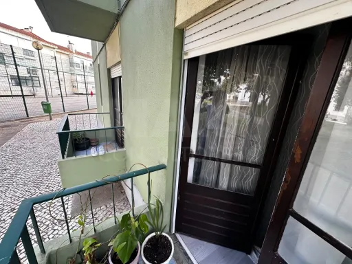 Apartamento T4 na Vala do Carregado - Castanheira do Ribatejo
