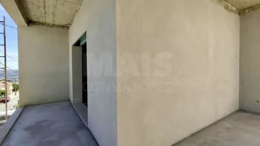 Moradia T4 c/ Suite, Jardim, Piscina & Parqueamento!