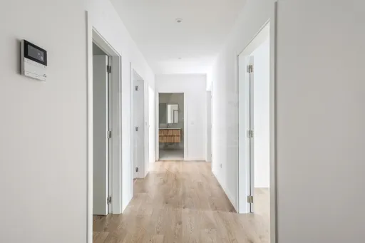 Apartamento T3 Novo com garagem -- Santa Bárbara