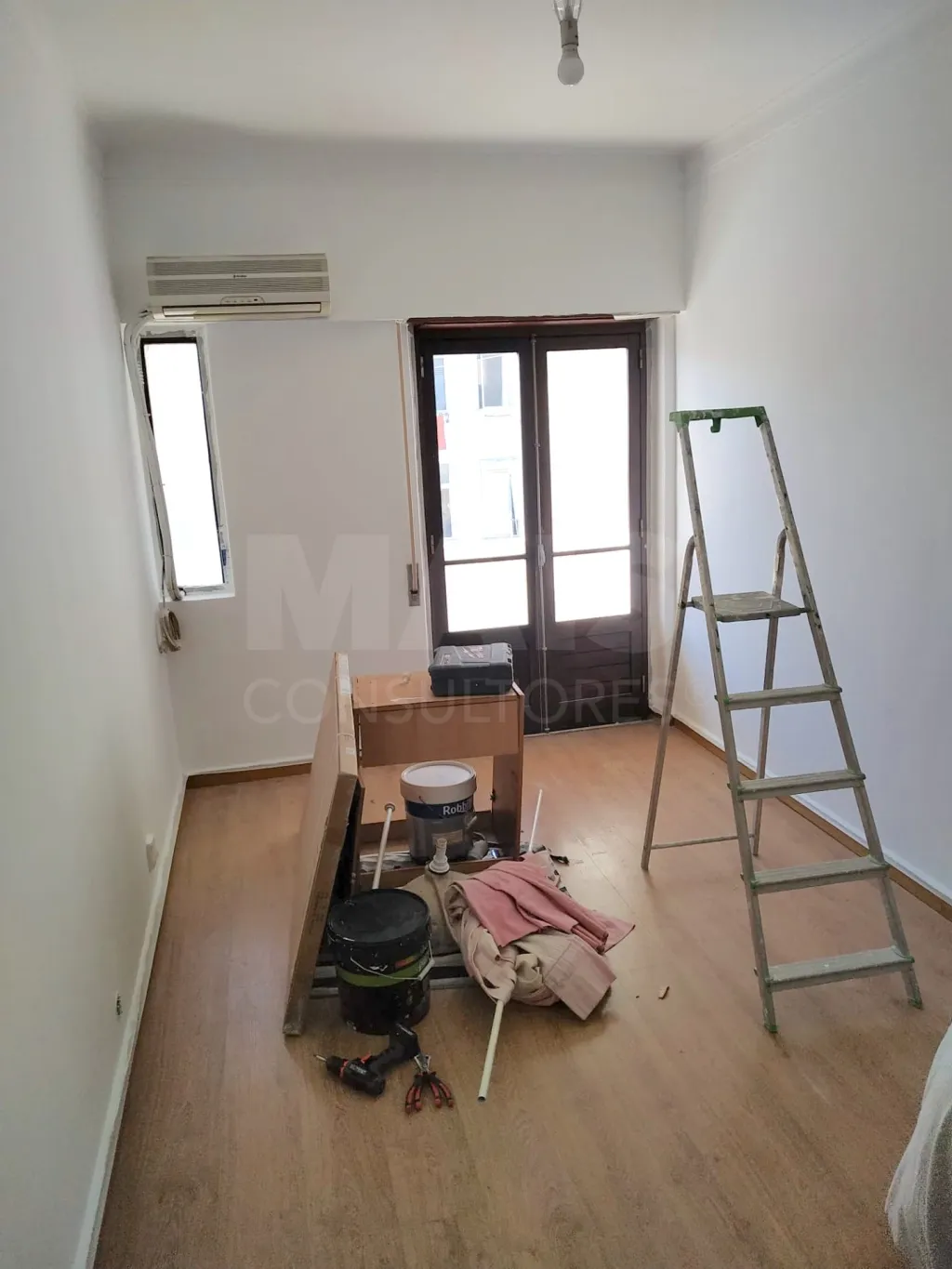 1-Bedroom Apartment with Balcony and Ocean View