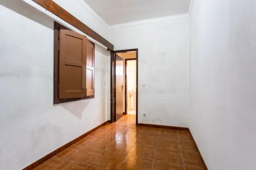 Moradia Térrea T2 para remodelar em Coruche-Vale Mansos