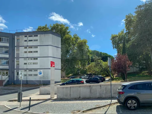 Apartamento T2 nos Olivais – Localização Imbatível!
