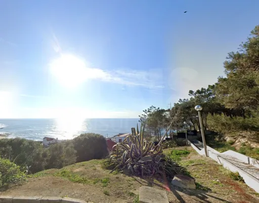 T1 400 meters from Magoito beach with parking