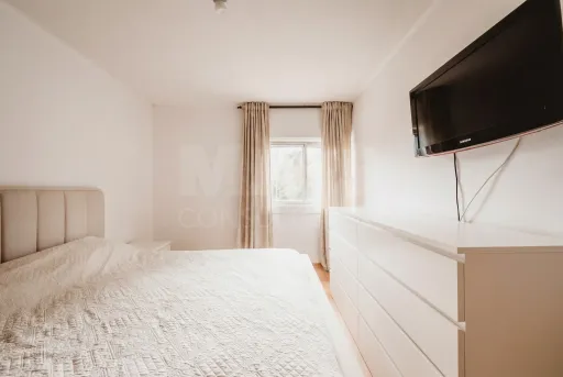 Apartamento T3 - Santo António dos Cavaleiros - Zona do Hospital Beatriz Ângelo