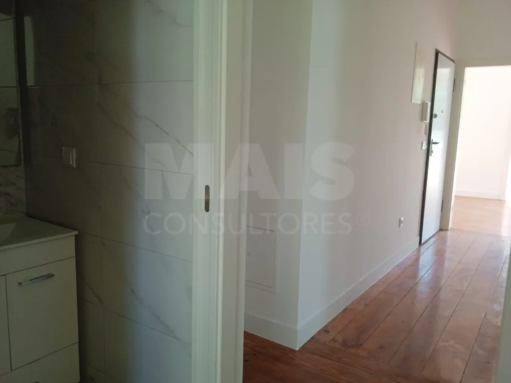 2-Bedroom Apartment