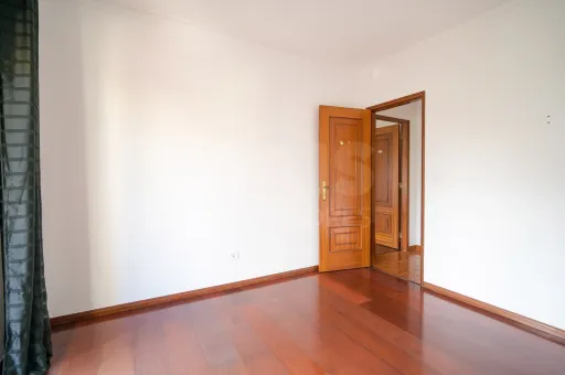 Apartamento T3 no Centro do Cadaval