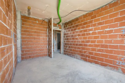 Moradia T4 com piscina em lote de 759m2 em Amoreira Óbidos