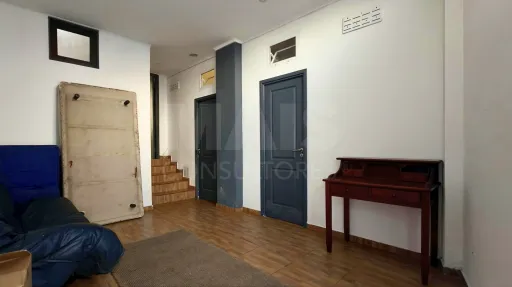 Apartamento T2 com Terraço e Potencial | Centro das Caldas da Rainha