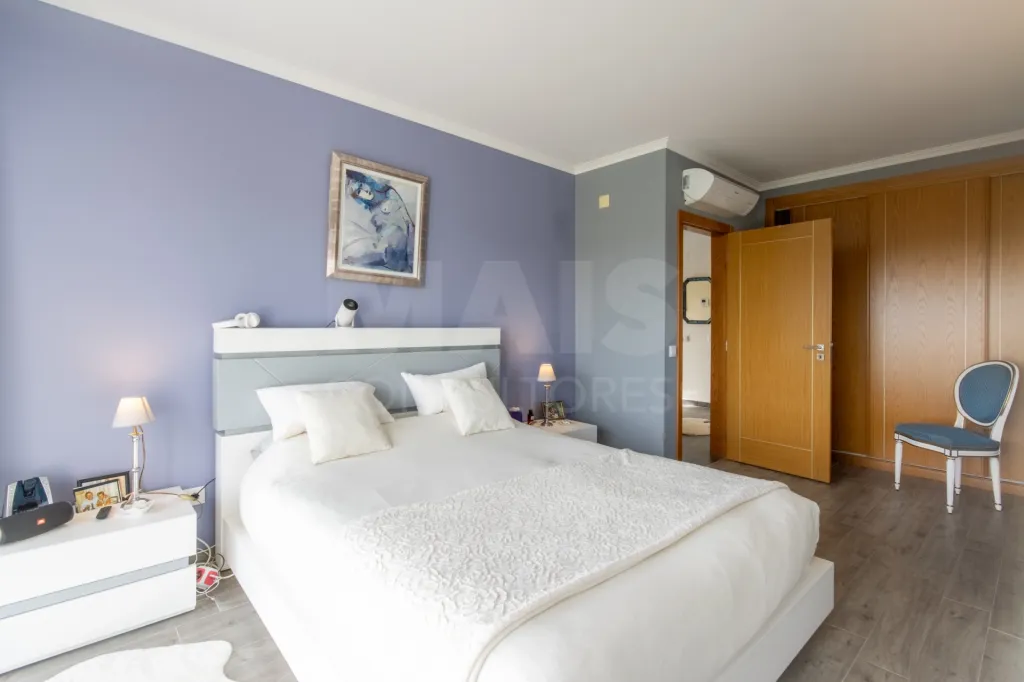 Moradia T4 de luxo no Barrocalvo, Carvalhal, Bombarral