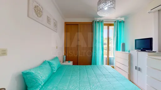 Apartamento T3 com garagem e arrecadação - Caneças