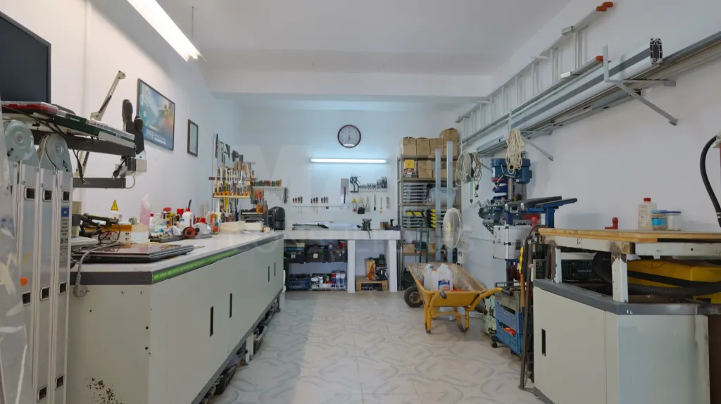 Moradia T4 c/ Jardim, Sala de Cinema e Snooker — a 30 Min de Lisboa | Milharado