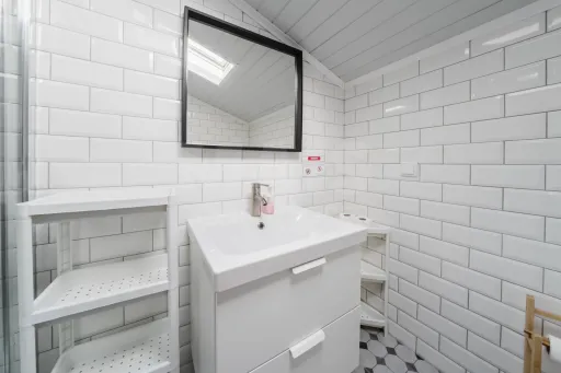 Apartamento T2 com Sótão e Varanda junto à Praia do Baleal
