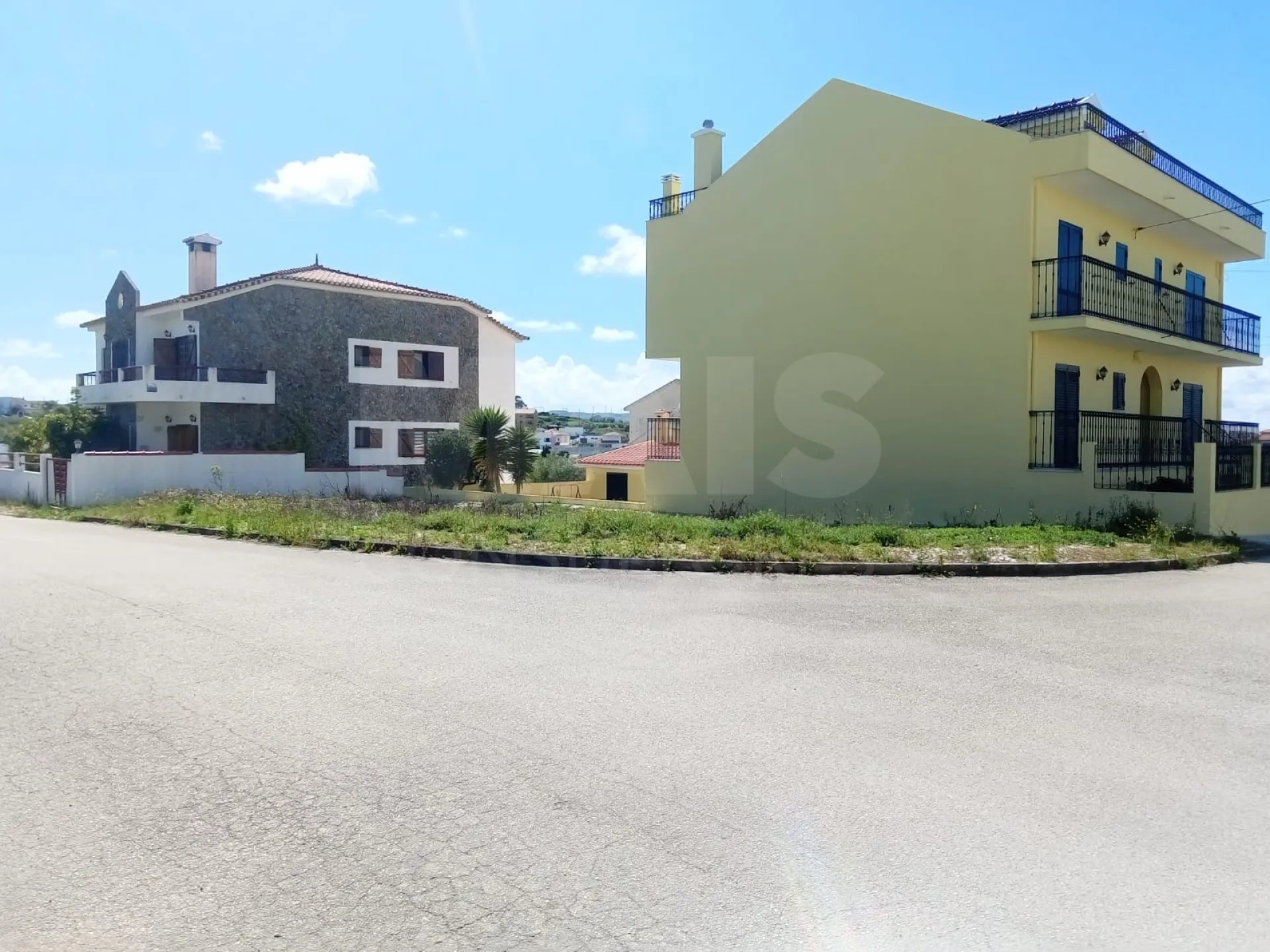 Land for sale in Vila Franca de Xira, Portugal — €57,500