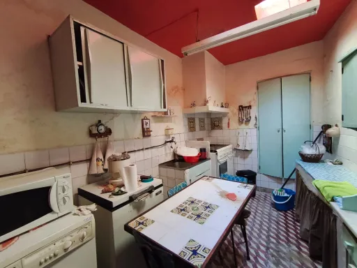 Moradia em Sacavém para remodelação total
