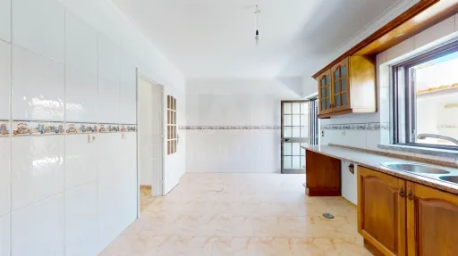 Moradia Isolada T3 com Jardim Privativo na Aroeira – Viva entre o Pinhal e o Mar