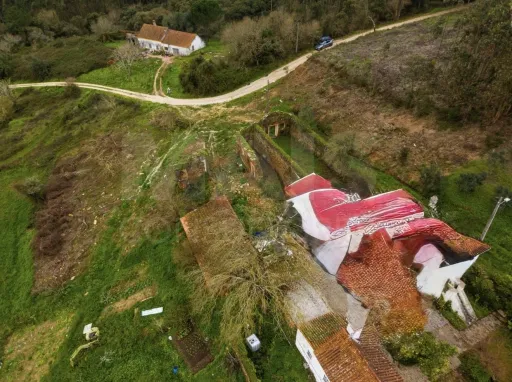 Ruin for total refurbishment