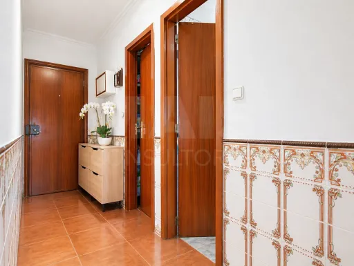 T3 com Elevador - Santo António dos Cavaleiros