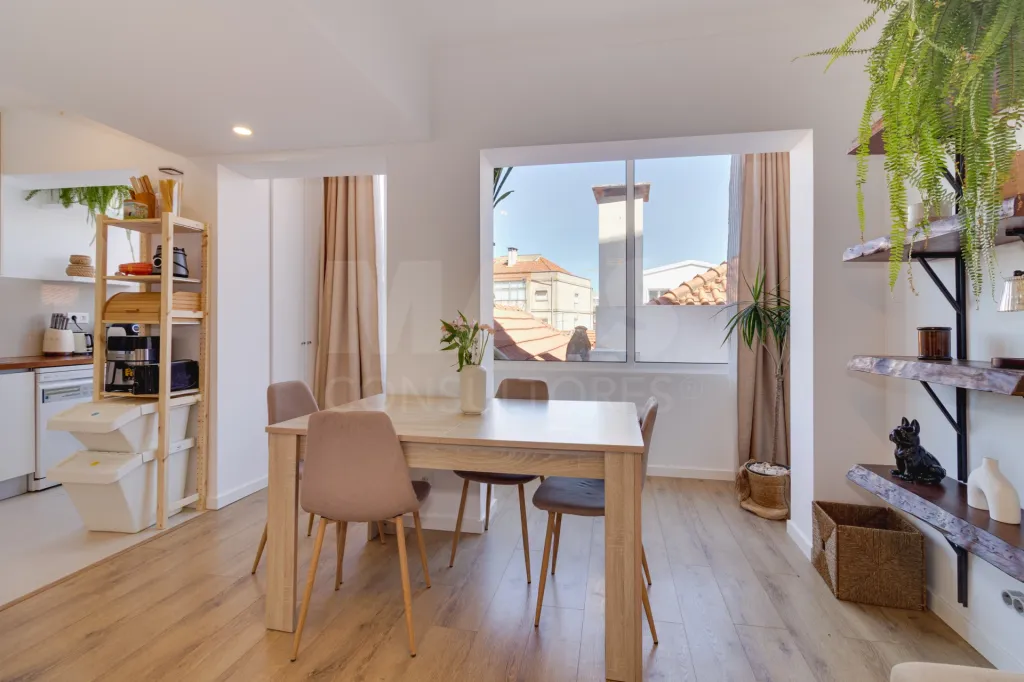 Apartamento T2 no Centro Histórico de Almada, junto à Casa da Cerca