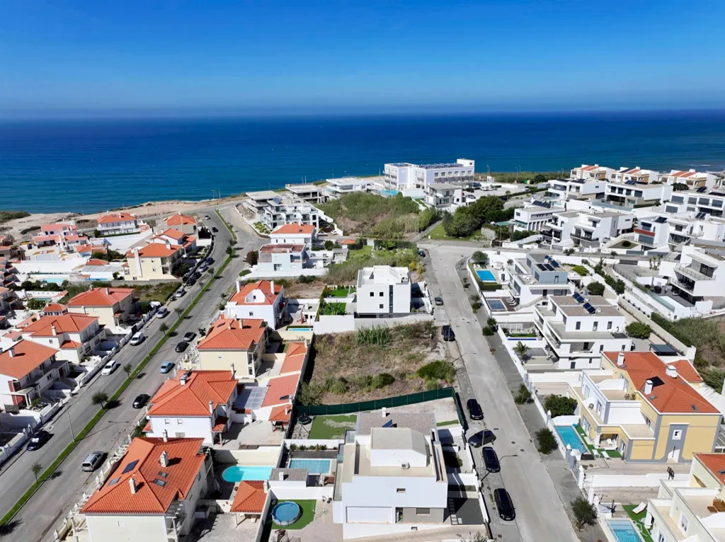 Lote Urbano | Praia da Areia Branca | 294 m²