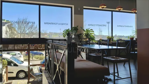 Trespasse | Rest. / Café em Pleno Funcionamento (Centro - Lourinhã)