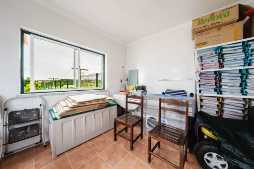 Moradia T5 com 2 Anexos em Terreno com mais de 1.400 m²