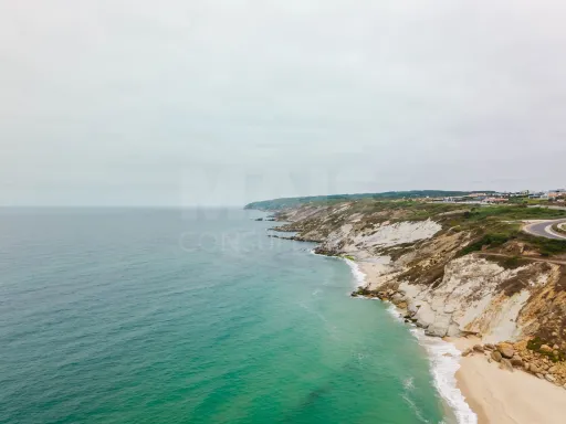 T2 Mobilado a Dois Passos da Praia com Vista Mar de Sonho