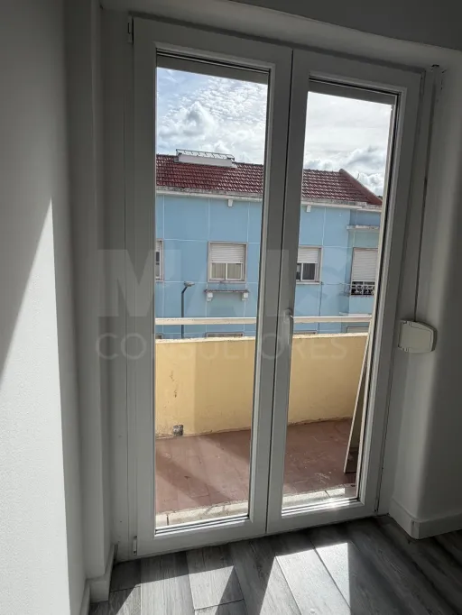 T2+1 remodelado no centro de Queluz |  Equipa Top+