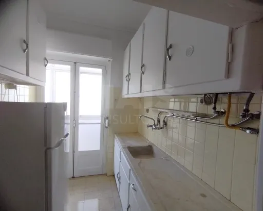 Apartamento T1 Campo de Ourique