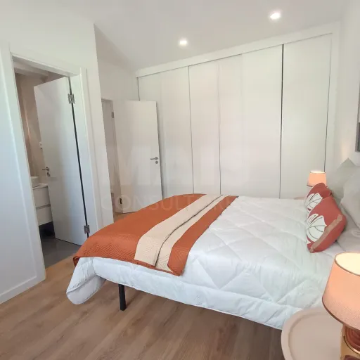 Apartamento T3 Lisboa Benfica com Varanda