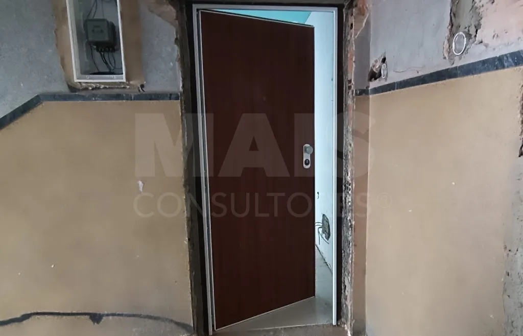 Apartamento T2 1º Andar Remodelado em Benavente